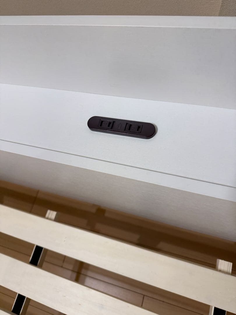 《美品》ニトリ ダブル ベッド ベッドフレーム すのこ 棚付 ホワイト 引取限定