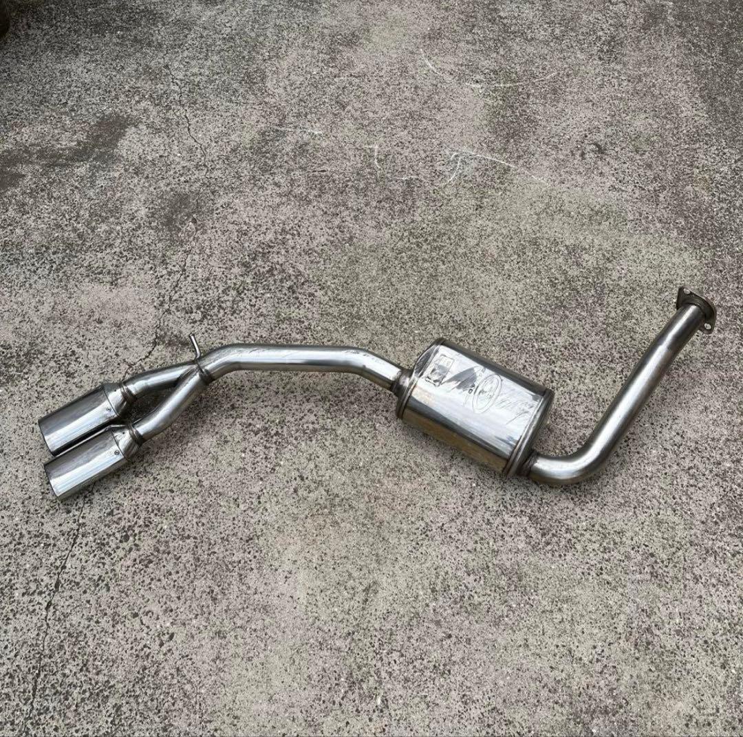 ガナドール ヴォクシー ノア エスクァイア ハイブリッド マフラー 80