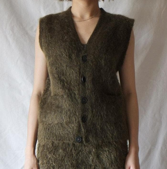 【arib】最終値下げ出品25日まで新品美品 Cristaseya ベスト