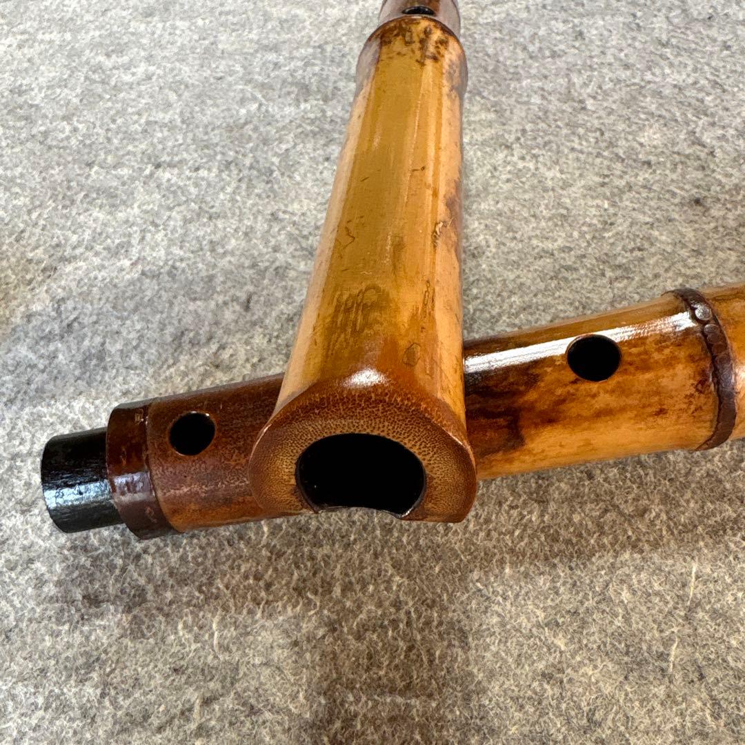 259尺八　一尺五寸管　竹弘？銘ニ印262尺八七寸管二本のお口価格