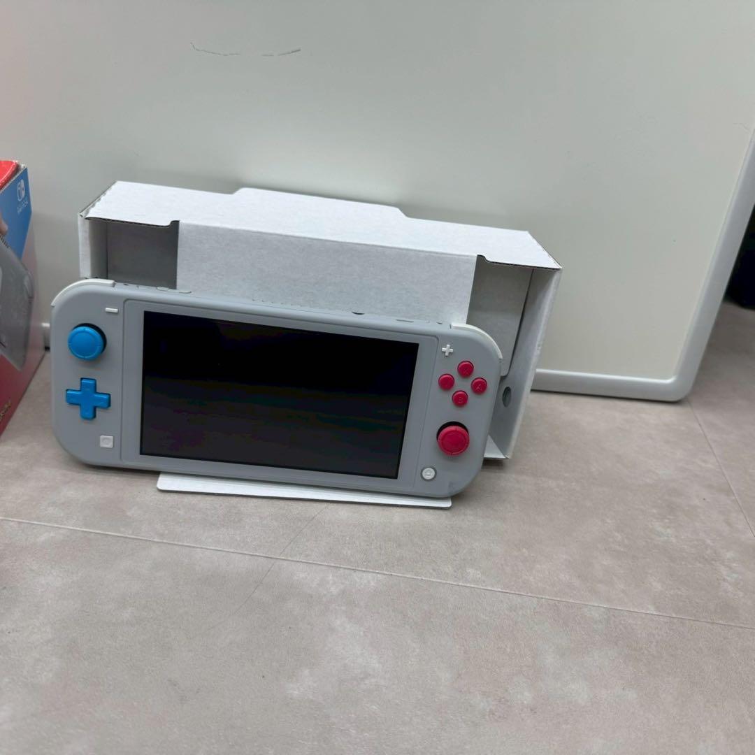 ニンテンドー スイッチライト 本体 ザシアン・ザマゼンタ