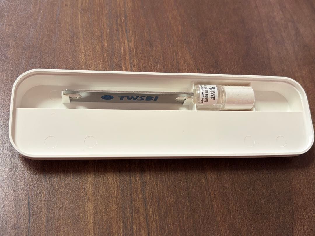 ツイスビー万年筆　ダイヤモンド580 ALR プルシアンブルー　字幅B