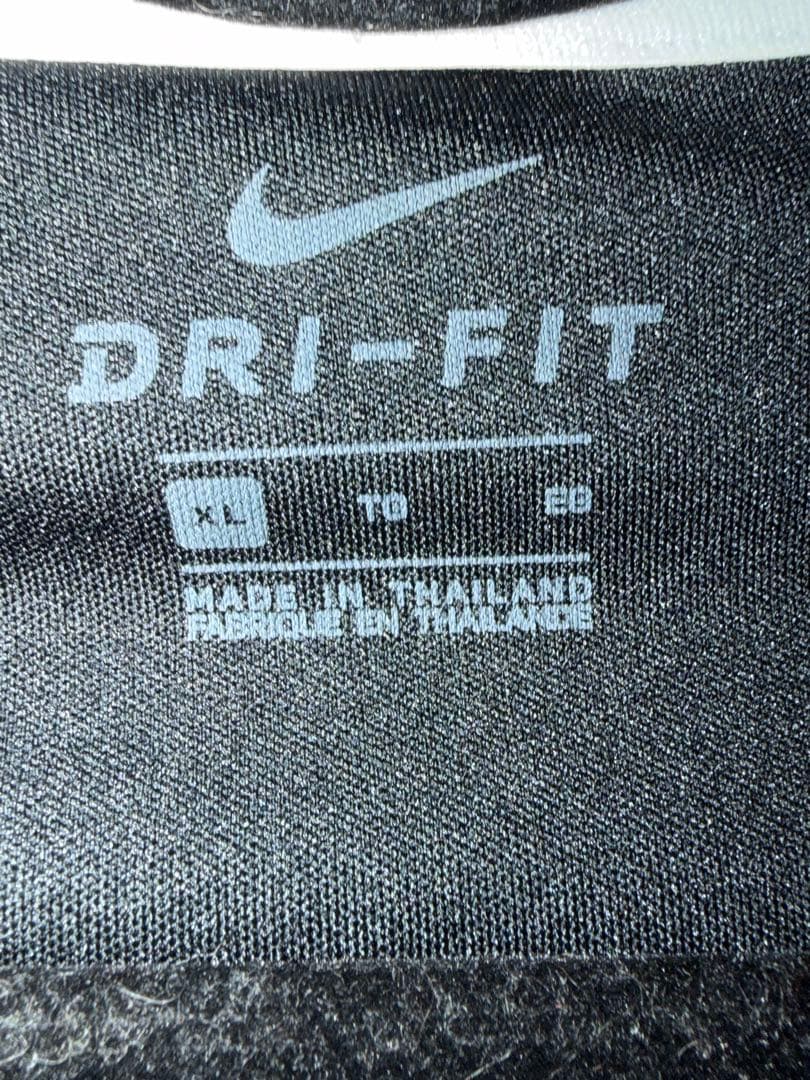 NIKE 浦和レッズ 2022年　チームスタッフジャージ