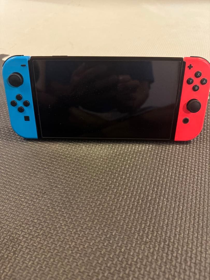 【美品】Nintendo Switch 有機EL本体 ネオンレッド/ブルー本体
