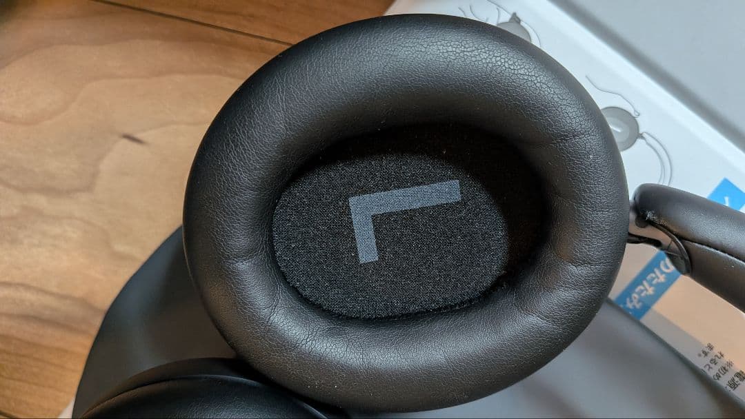 ヘッドホン ANKER space one pro