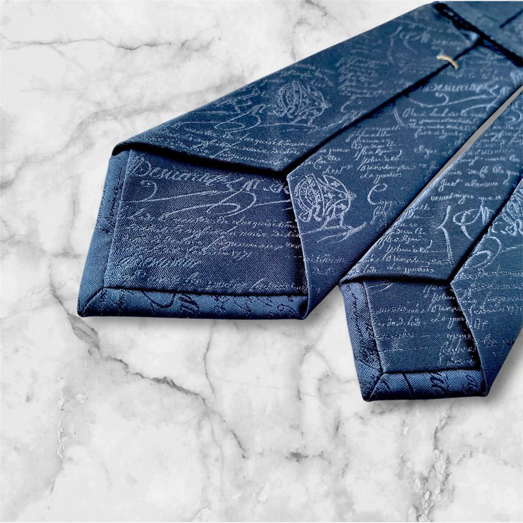 ✨未使用✨大人気即完売品✨ベルルッティ　カリグラフィー　ネイビー　ネクタイ