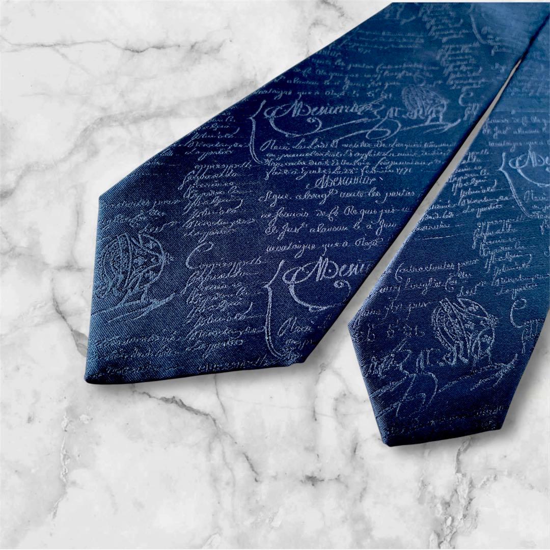 ✨未使用✨大人気即完売品✨ベルルッティ　カリグラフィー　ネイビー　ネクタイ