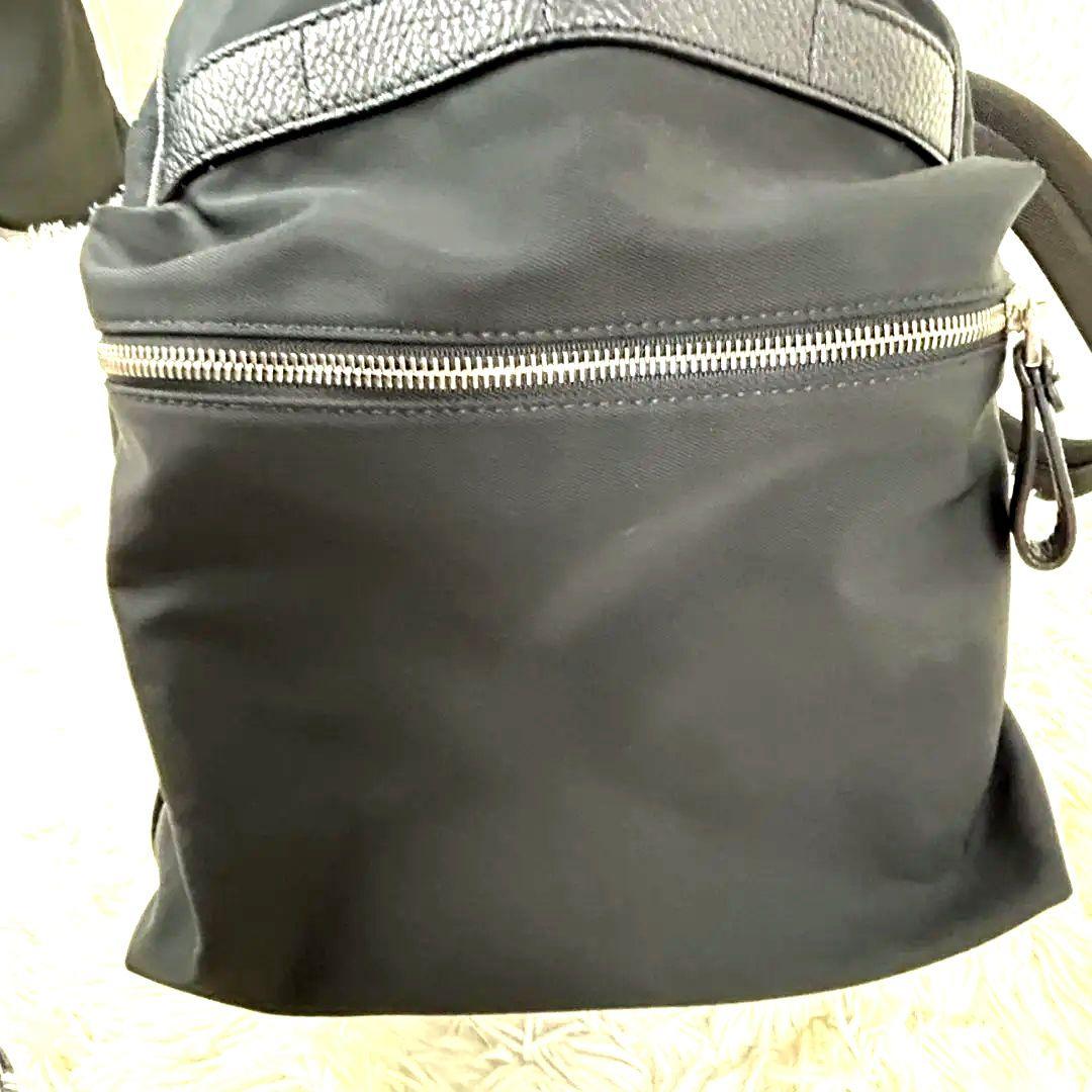 ほぼ新品GIORGIO ARMANI ボストンバッグ ブラック