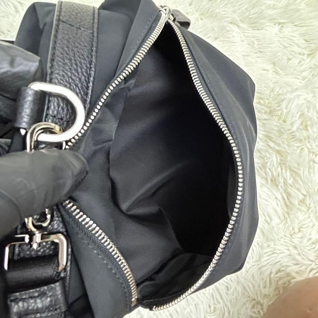 ほぼ新品GIORGIO ARMANI ボストンバッグ ブラック