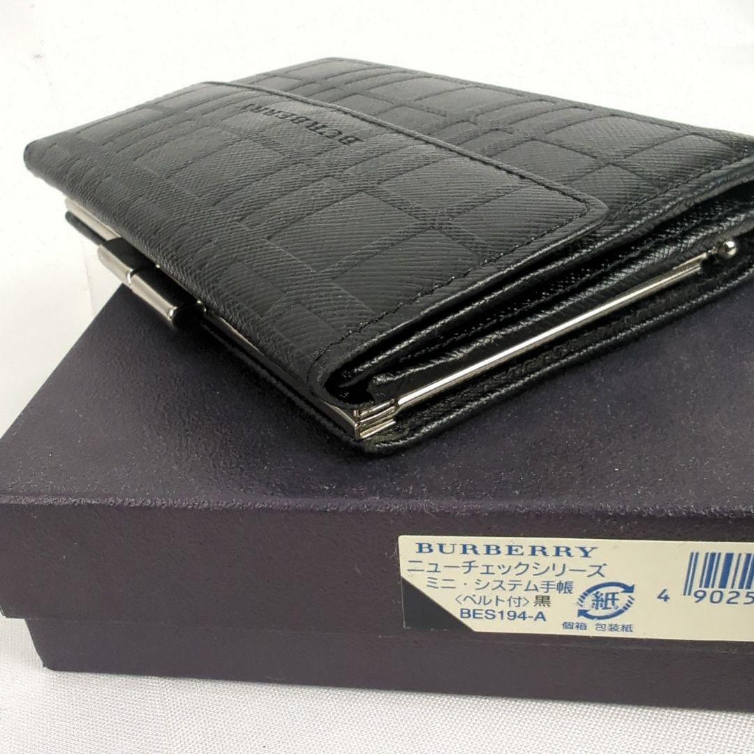 【美品】BURBERRY バーバリー がま口 チェック 二つ折り 財布