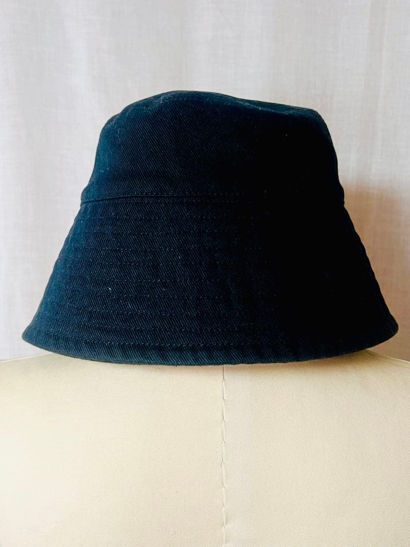 PATOU パトゥ　バケットハット　ブラック　ホワイトロゴ　コットン　Mサイズ