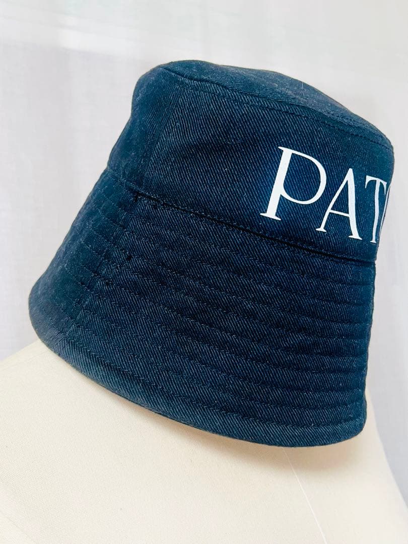 PATOU パトゥ　バケットハット　ブラック　ホワイトロゴ　コットン　Mサイズ