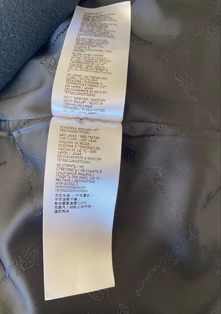 新品　ブルマリン　高級コート　黒　イタリア製　40 Blumarine