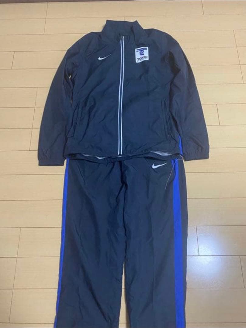 東海大学陸上部　ウインドブレーカー