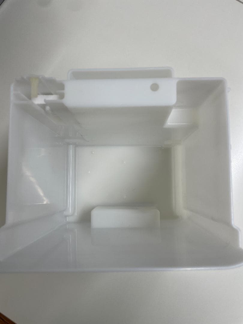 CORONAコロナ衣類乾燥除湿機　CD-S6323-W　ホワイト