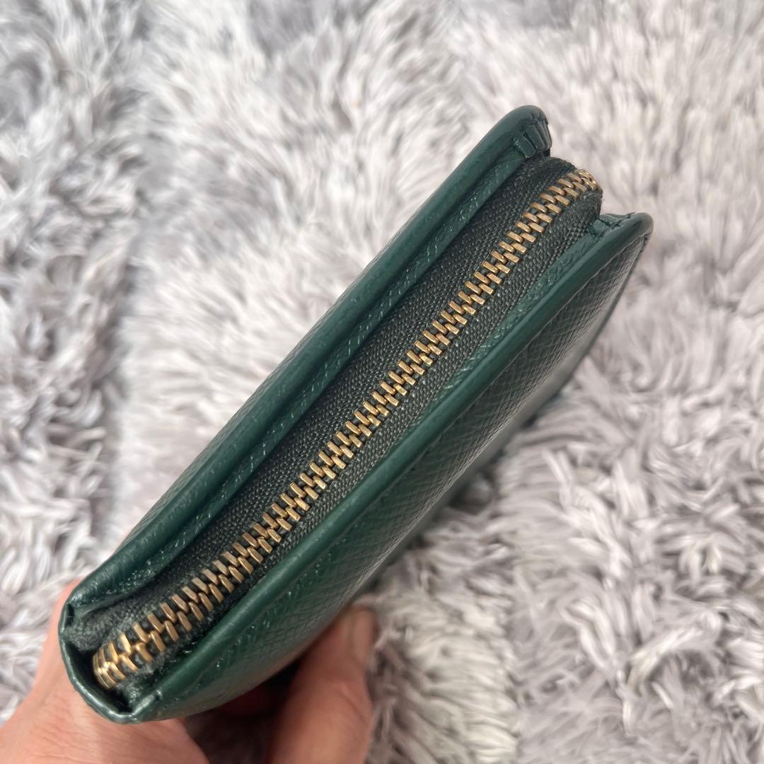 ルイヴィトン　ポルトビエモネジップ　タイガ　折り財布　ラウンドジップ　グリーン