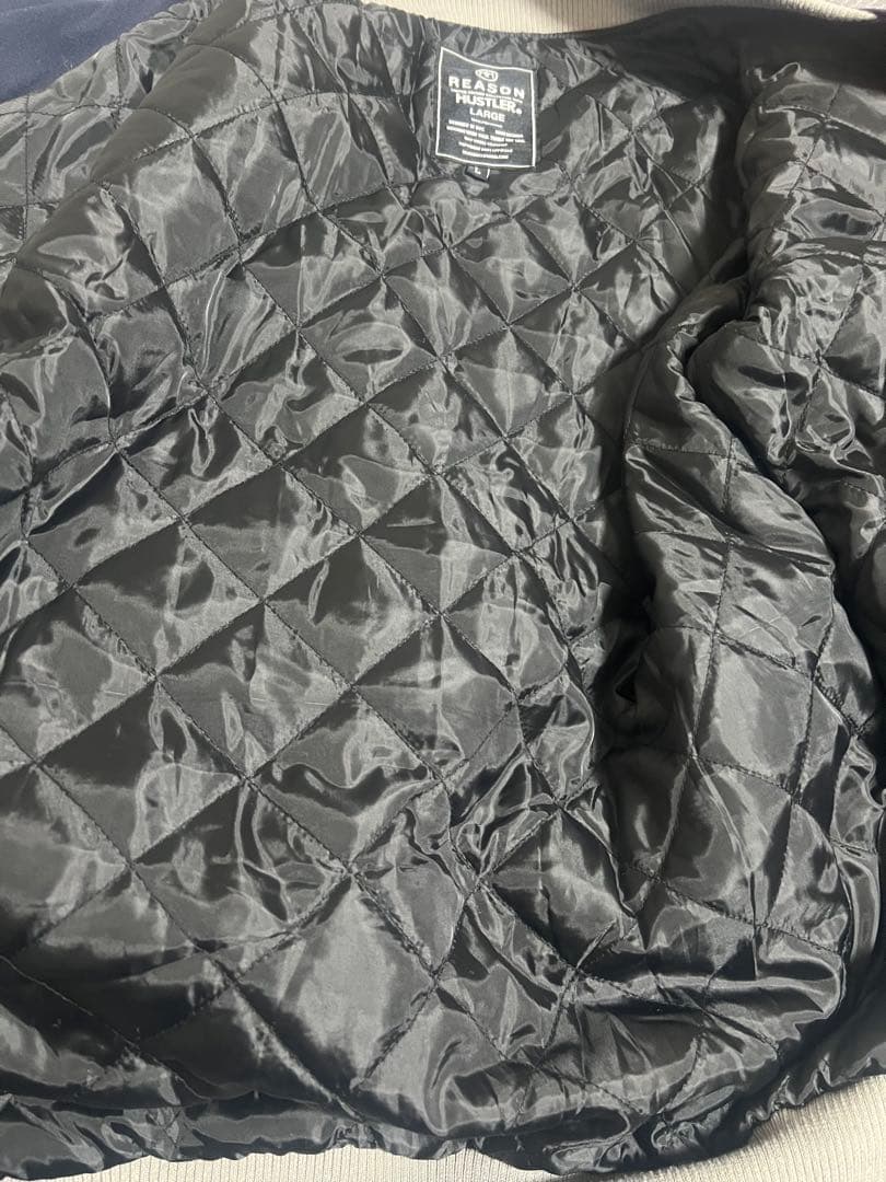 HUSTLER REASONコラボ　刺繍　スタジャン　ネイビー/ホワイト　L