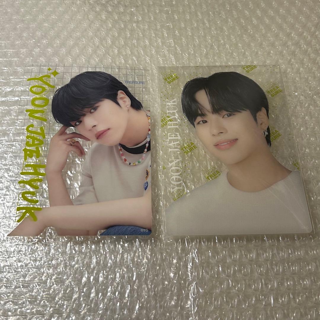 ジェヒョク treasure トレカ うちわ 缶バッジ アクリルキーホルダー