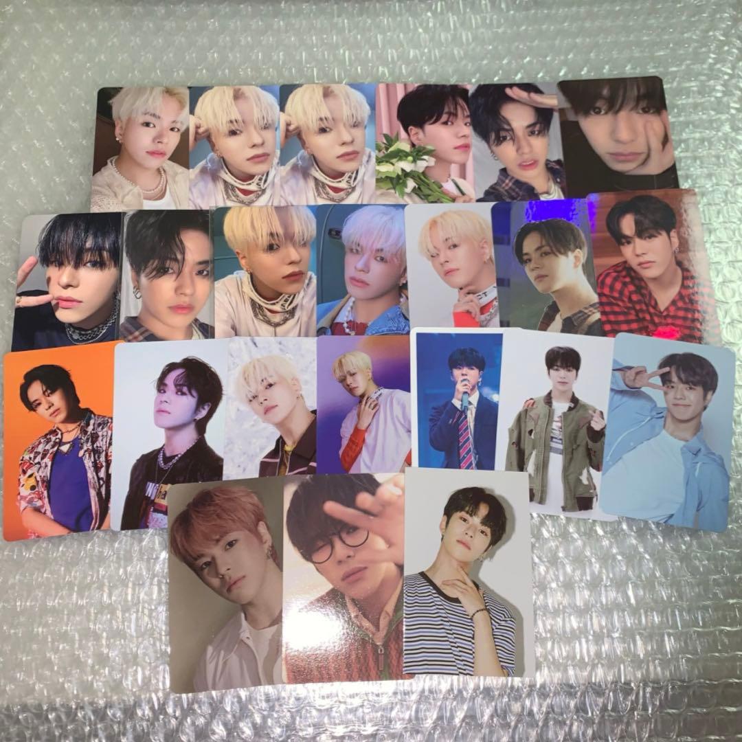 ジェヒョク treasure トレカ うちわ 缶バッジ アクリルキーホルダー