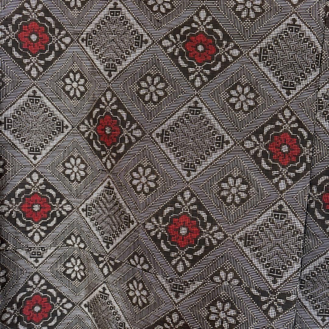 本場大島紬　龍郷　奄美大島紬泥染　赤玉　証紙付き