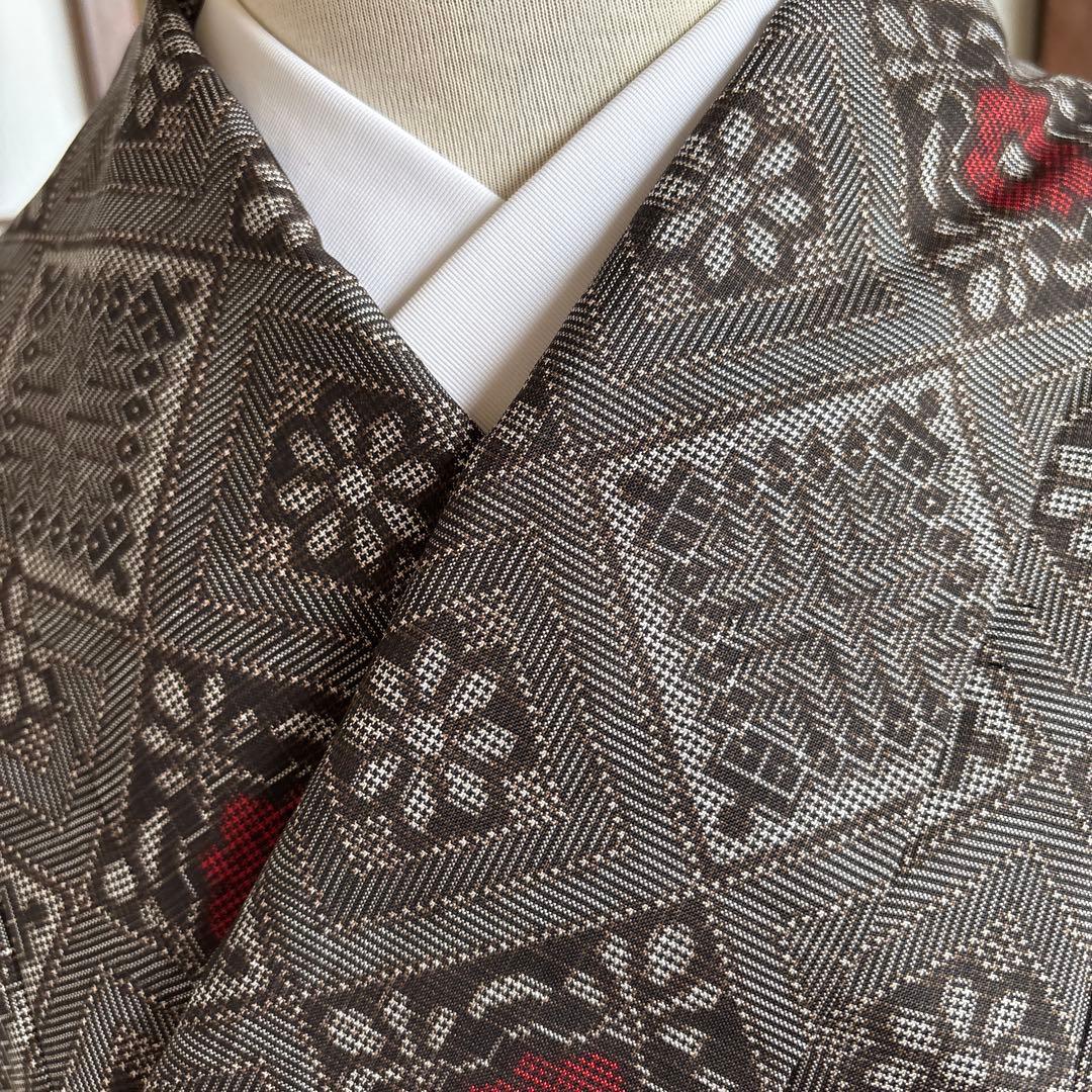 本場大島紬　龍郷　奄美大島紬泥染　赤玉　証紙付き