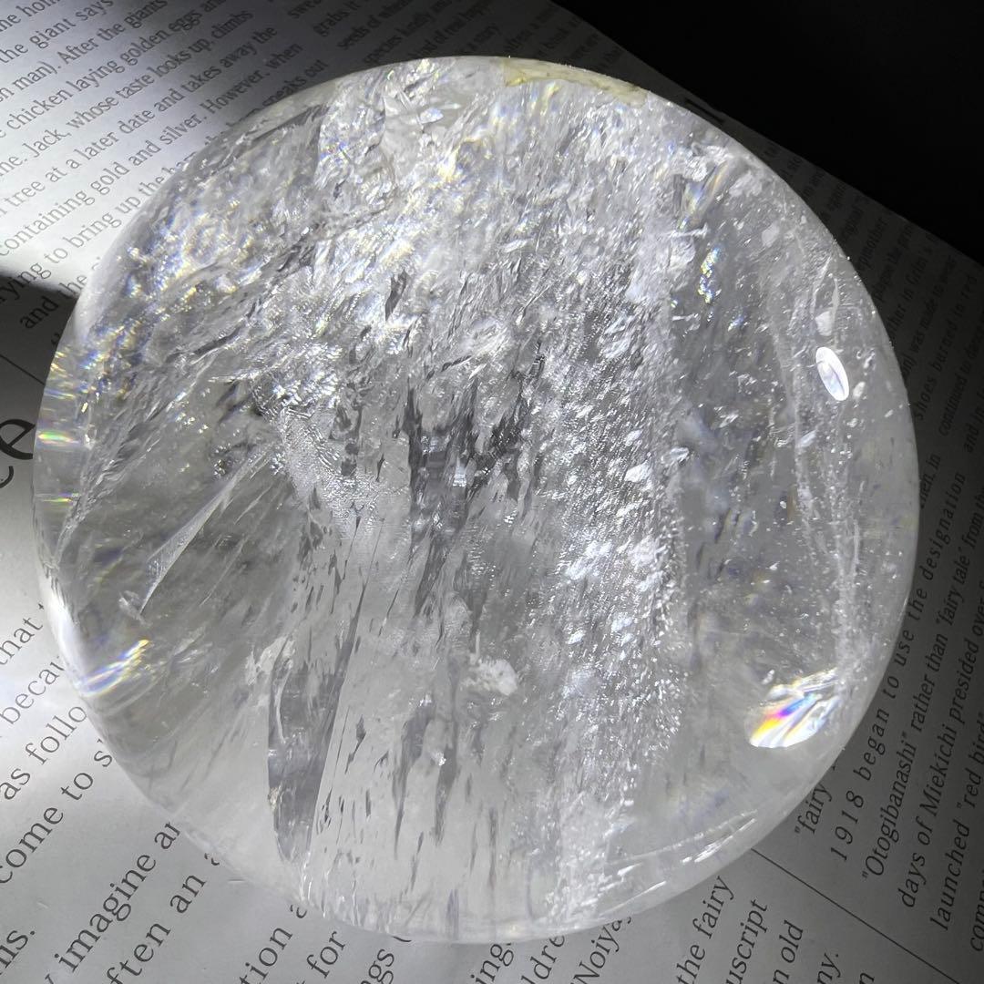 ✳️☆逸品☆透明度とギラギラ煌めくクラックと虹‼️✨レインボー 水晶 丸玉 天然石