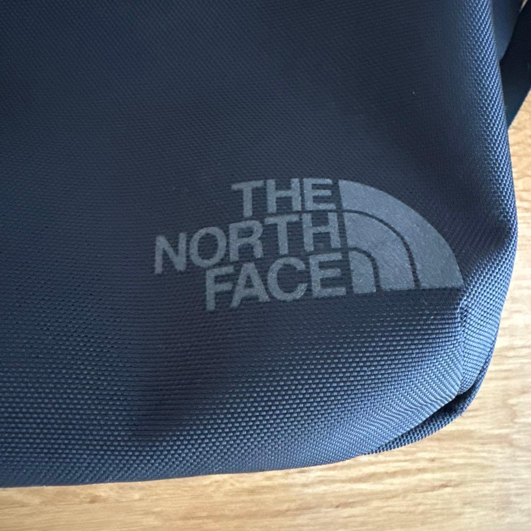 【THE NORTH FACE 】シャトルデイパックスリム