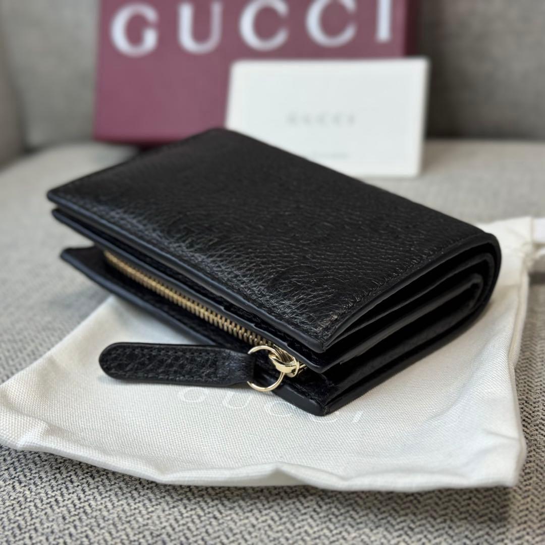 GUCCI グッチ GGエンブレム スモールウォレット 二つ折り財布