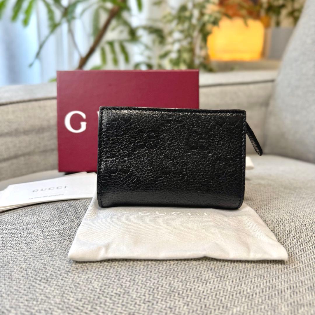 GUCCI グッチ GGエンブレム スモールウォレット 二つ折り財布