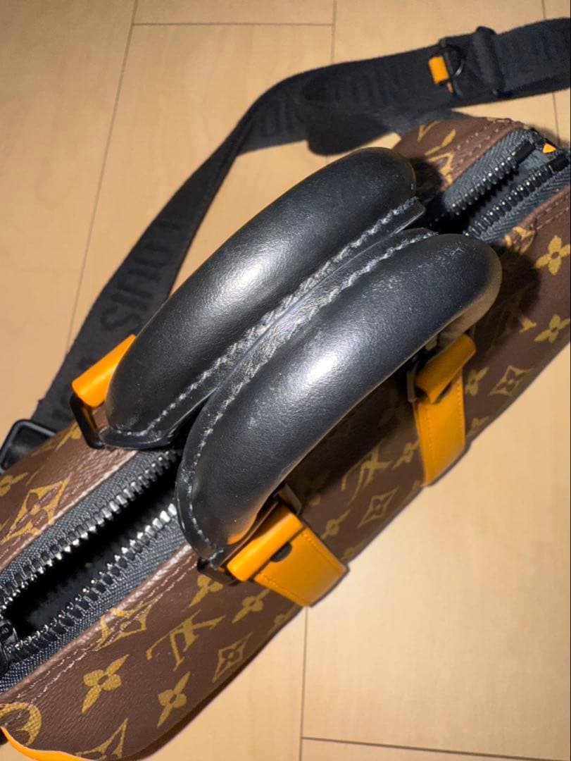 Louis Vuitton キーポルバンドリエール 25