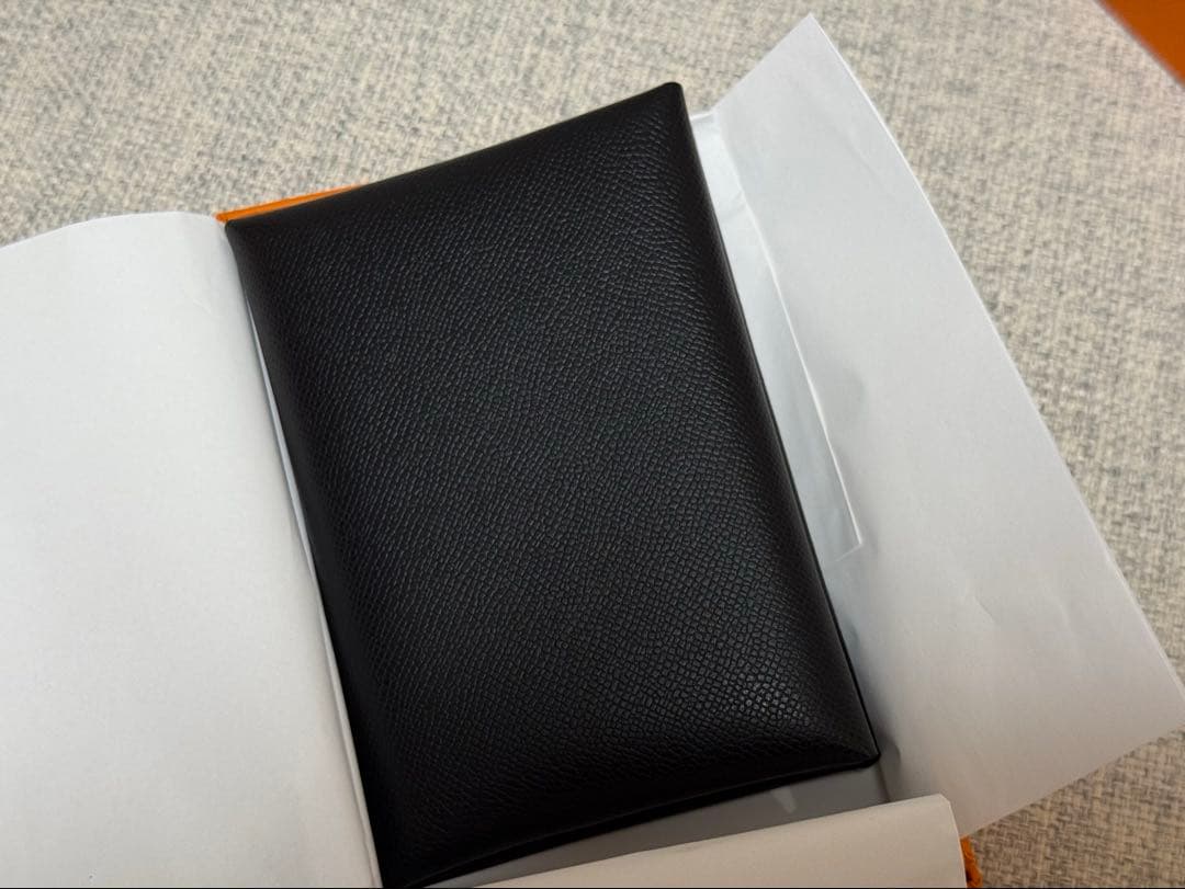 クリスマスセール❤未使用品❤エルメス カルヴィデュオ カードケース ケース