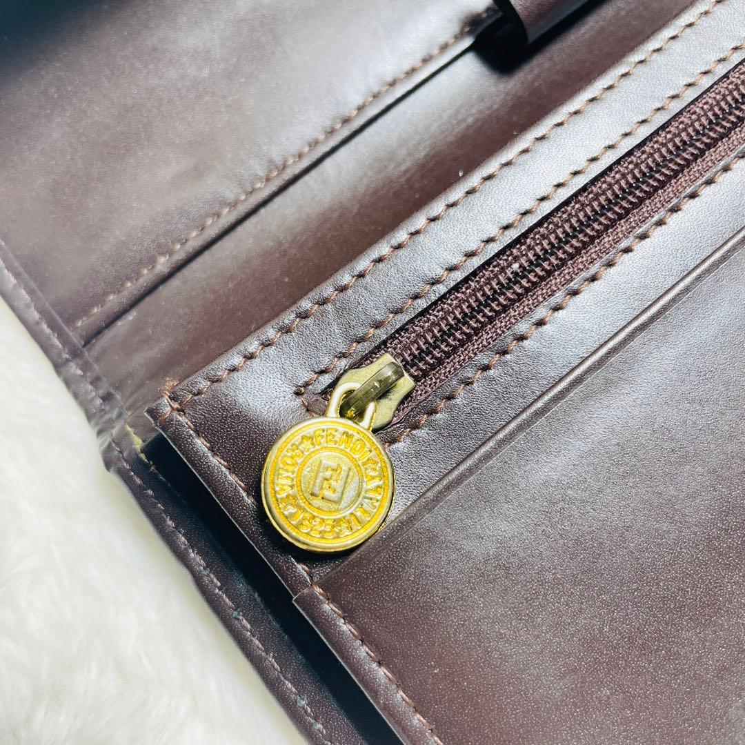 新品未使用品　正規品FENDI フェンディ　ズッカ柄ロングウォレット　長財布　茶