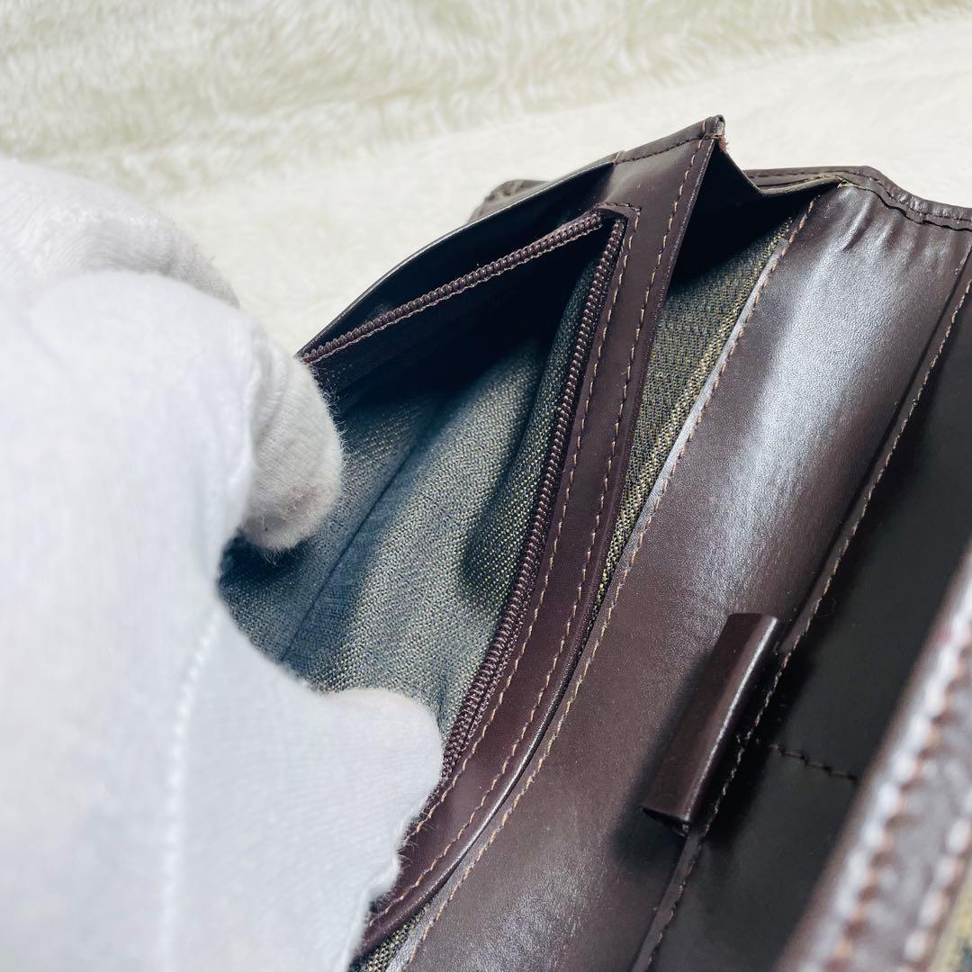 新品未使用品　正規品FENDI フェンディ　ズッカ柄ロングウォレット　長財布　茶