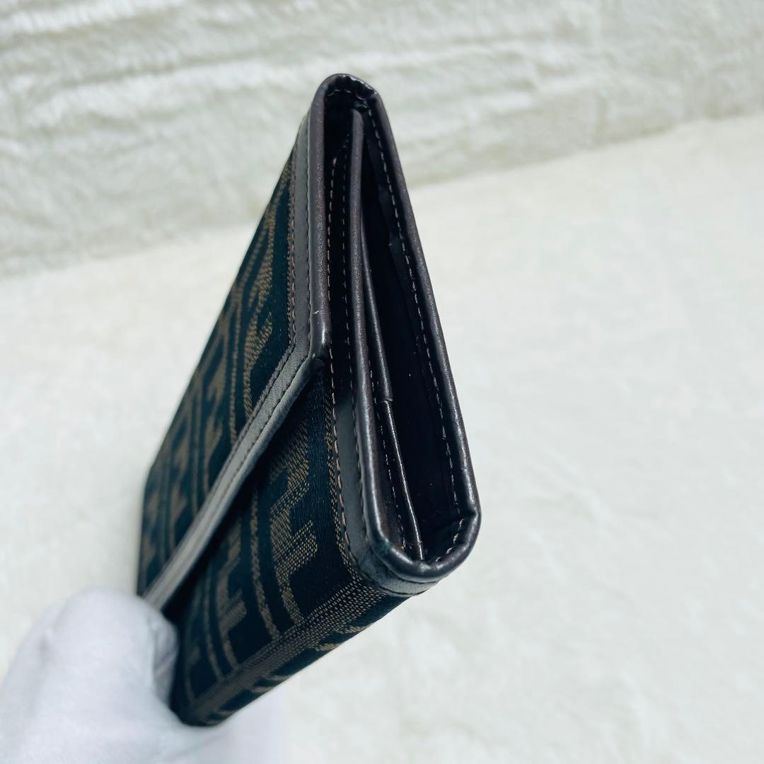 新品未使用品　正規品FENDI フェンディ　ズッカ柄ロングウォレット　長財布　茶