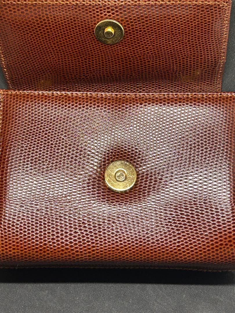 サルヴァトーレ・フェラガモ AQ21320