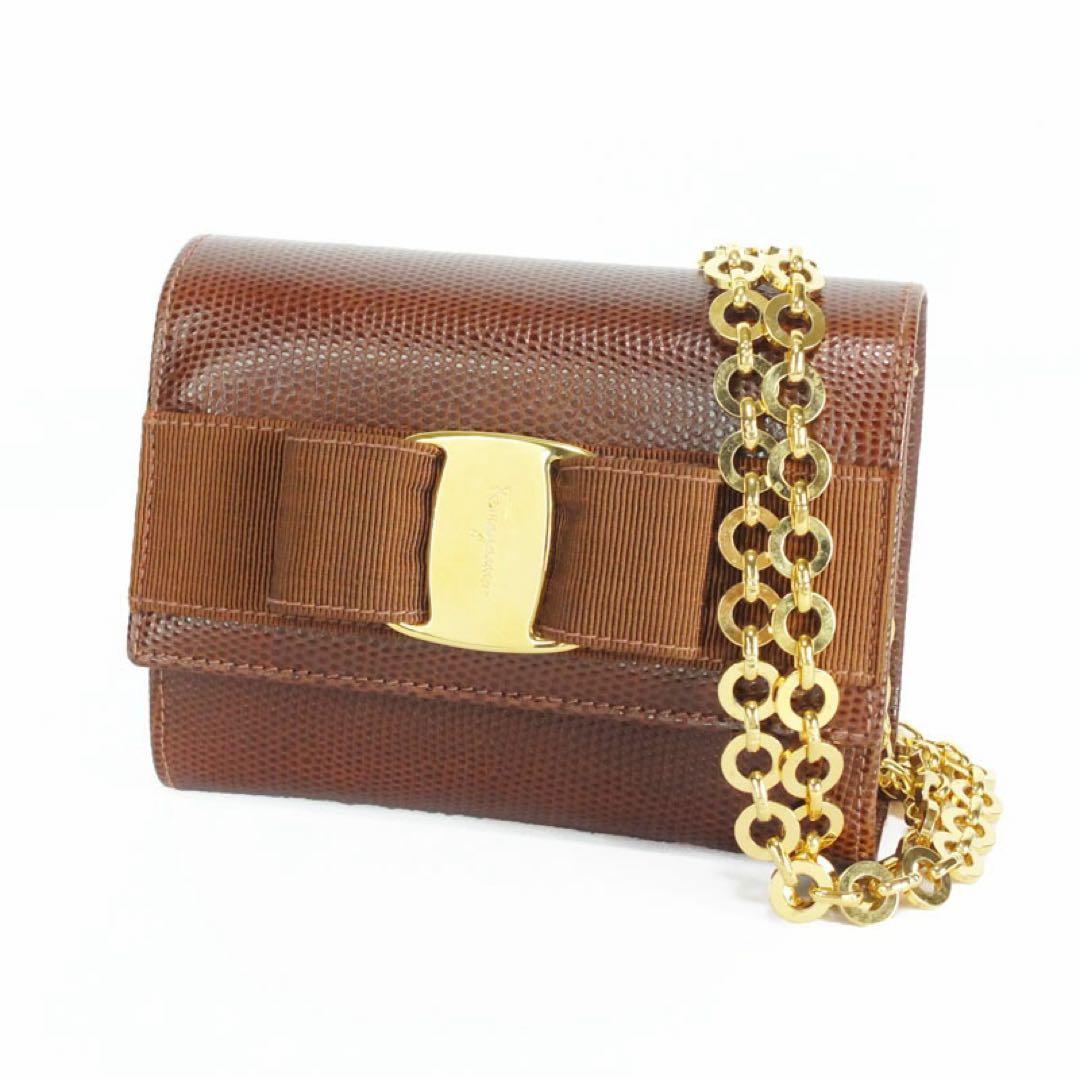 サルヴァトーレ・フェラガモ AQ21320