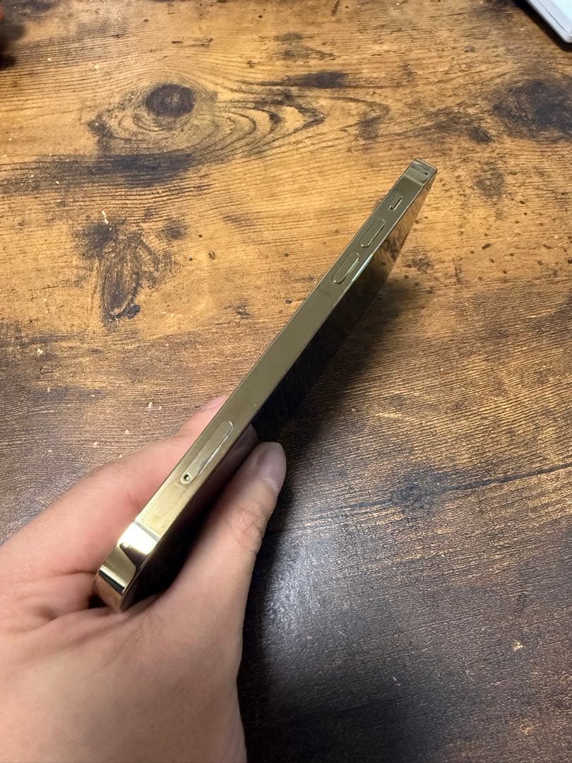 【最終値下げ】iPhone12 Pro 128GB ゴールド