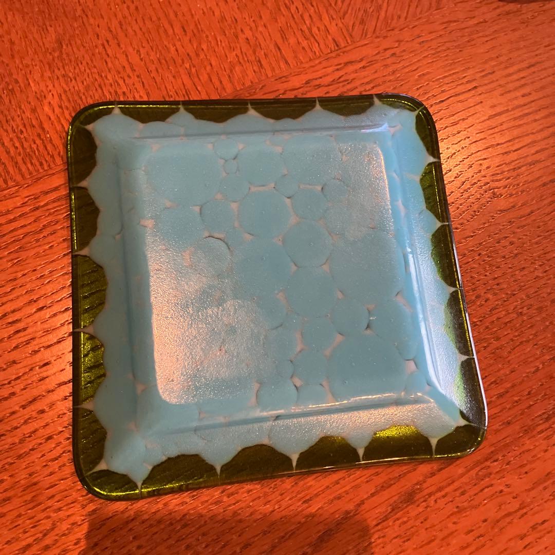 田子美紀さん　ガラス　スクエアプレート