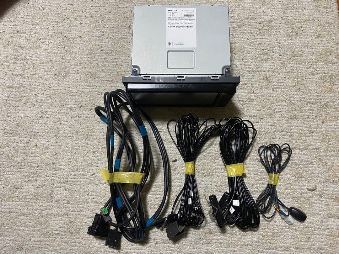 TOYOTA 純正カーナビ NSZT-W68T ハイラックス