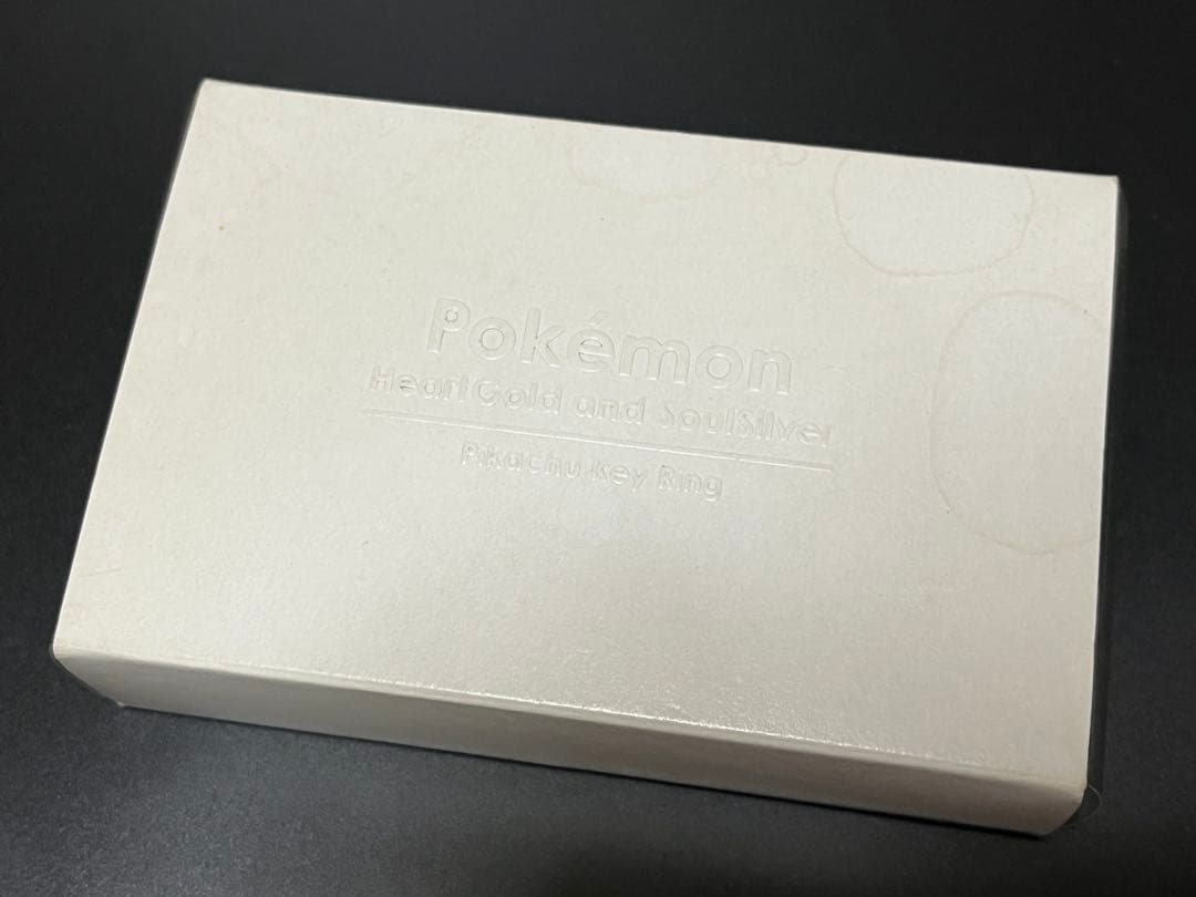 【希少・非売品】金銀メッキ ピカチュウ キーホルダーセット