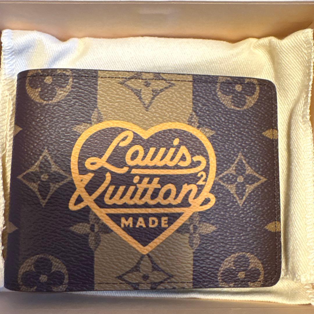 【未使用に限りなく近い】NIGO ヴィトン　コラボ財布