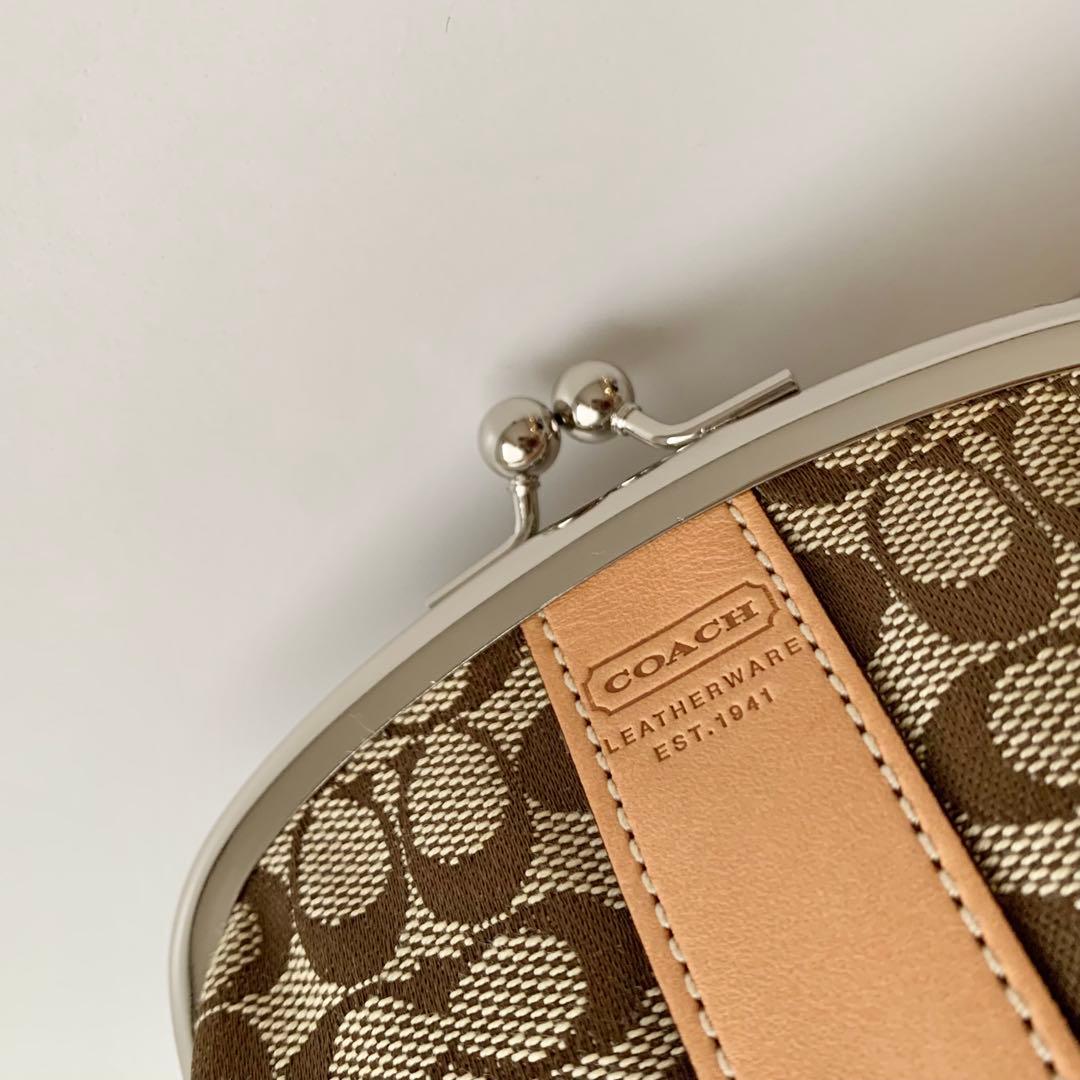 【COACH】コーチ　がま口　ポーチ　シグネチャー　ベージュ　新品　お財布