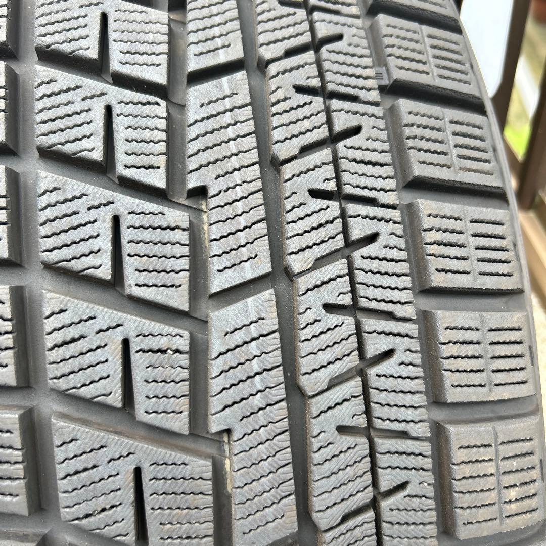 スタッドレスタイヤ225/60/17 2022年製　34週