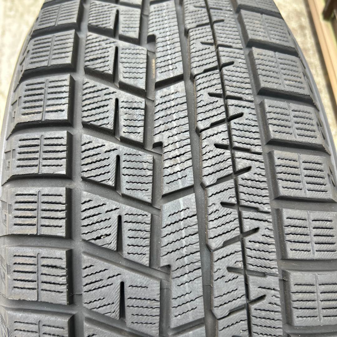 スタッドレスタイヤ225/60/17 2022年製　34週