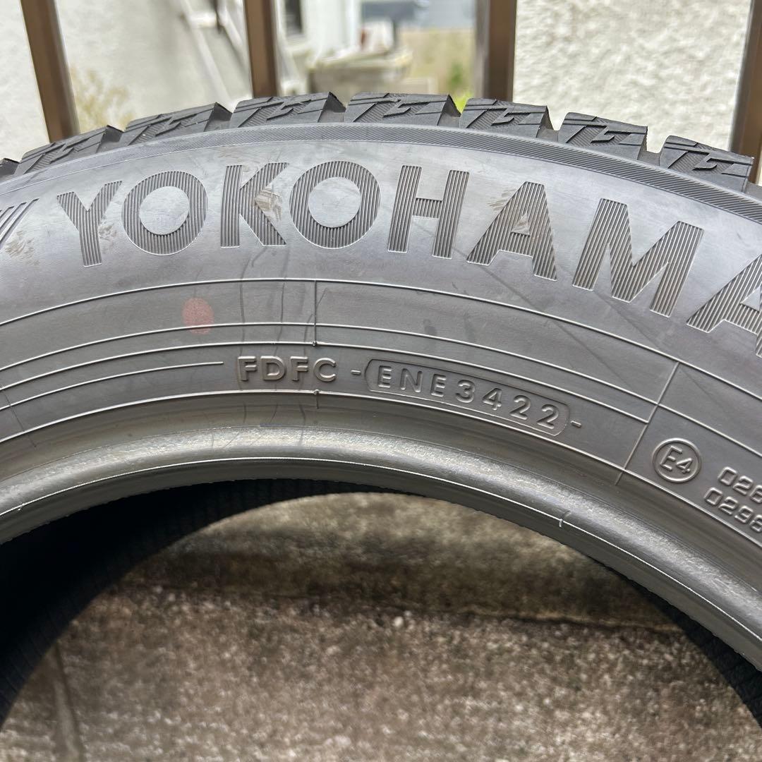 スタッドレスタイヤ225/60/17 2022年製　34週