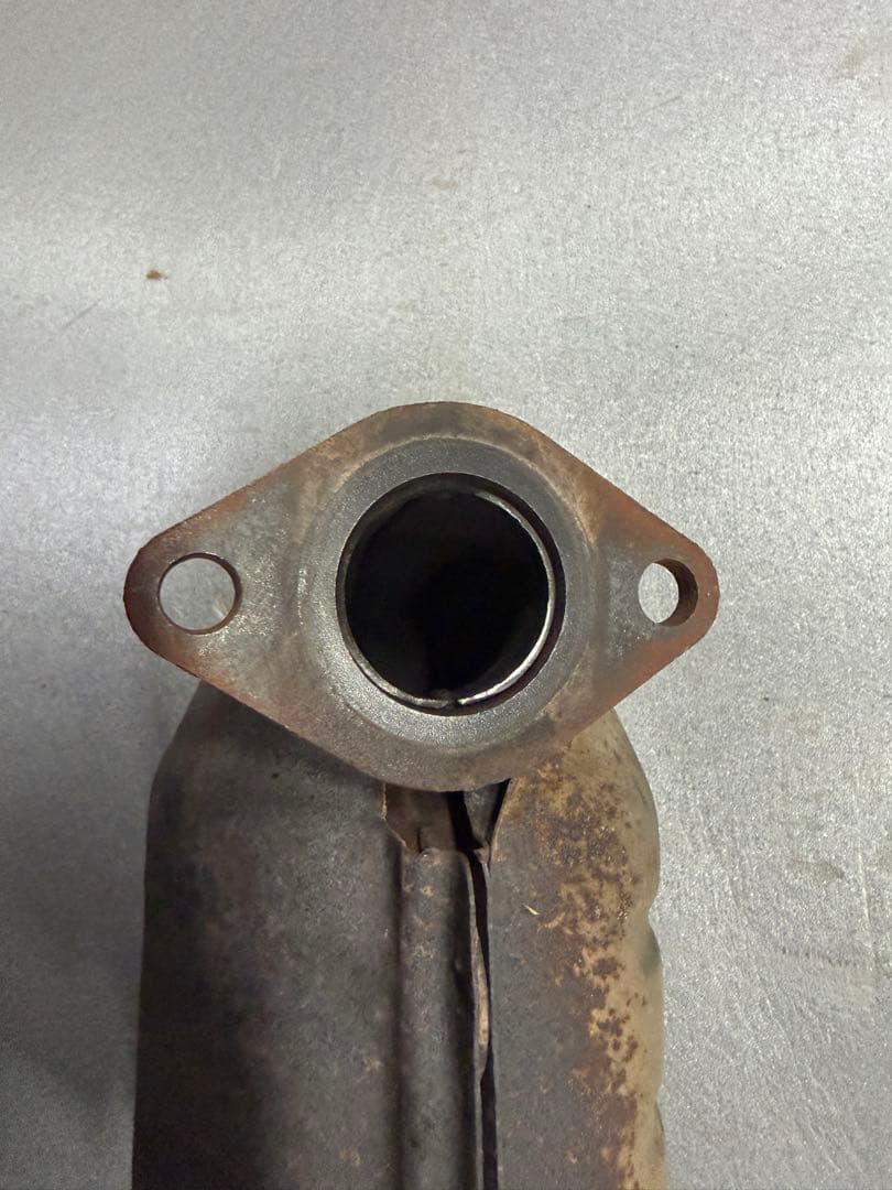 TW2 スバル　サンバーディアスワゴン　触媒　赤帽ヘッド用