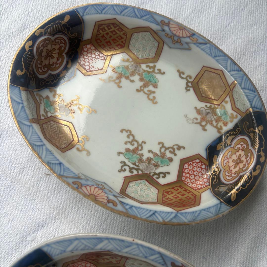 時代伊万里　洒落た亀甲幾何学デザインのオーバル楕円皿　2点（古伊万里骨董古道具器
