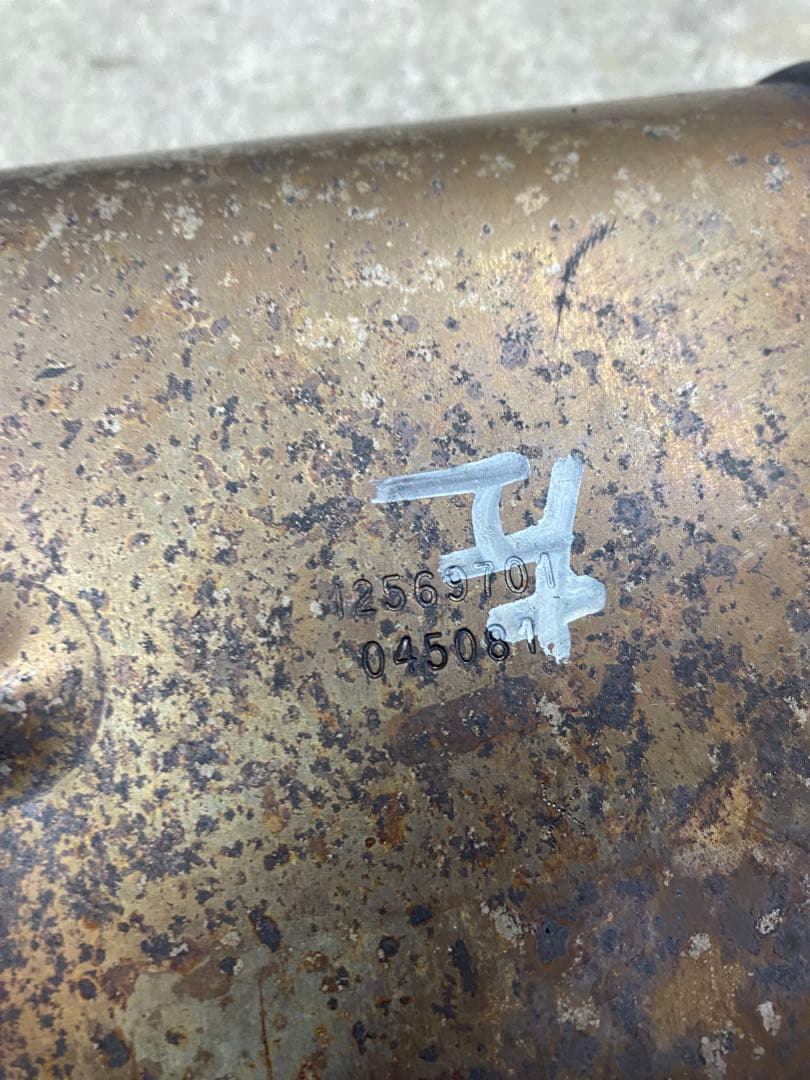 コルベット c6 エキマニ　触媒