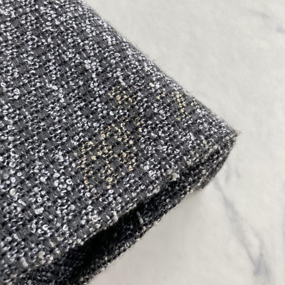 希少5L/4XL相当【ハンガー・ガーメント付き】フェラガモツイードジャケット