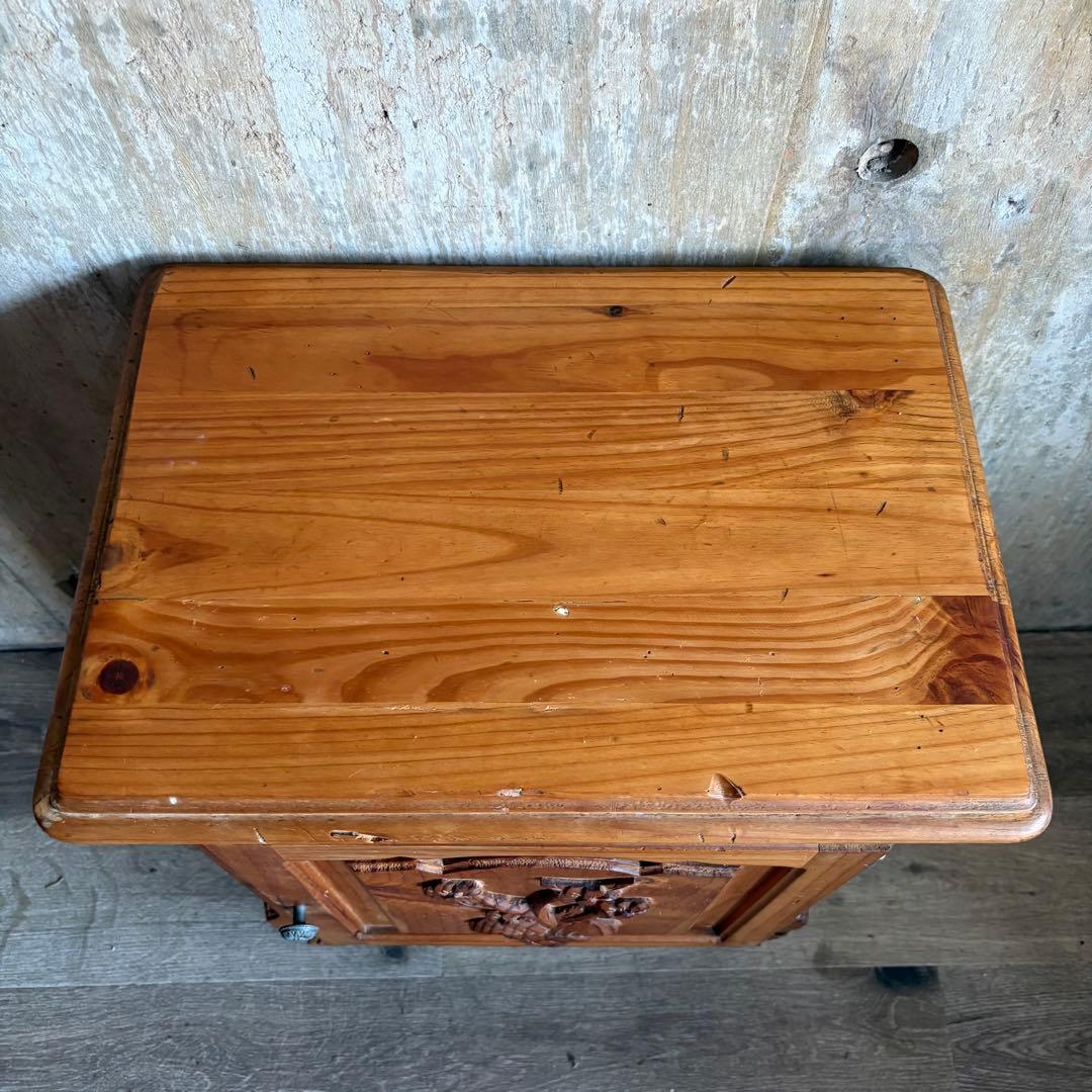 ヴィンテージ ミニキャビネット　サイドテーブル　スペイン　オイルフィニッシュ